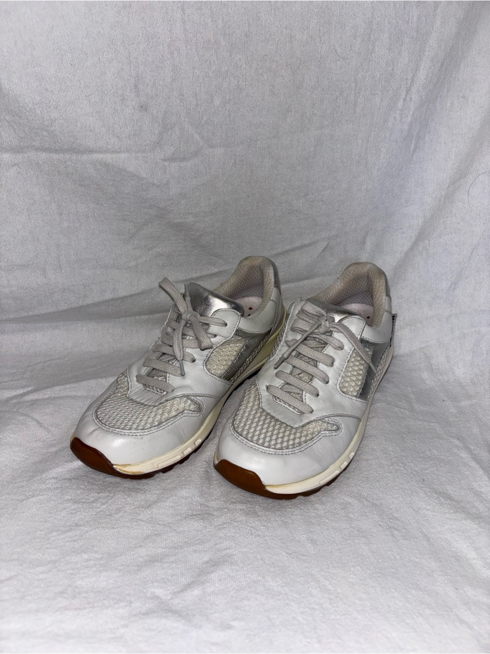 Mephisto Women's white & Light Gray Athletic Sneakers 7.5
